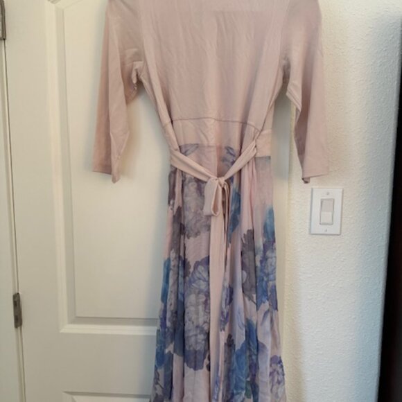Seraphine Maternity/Nursing Wrap Dress in Pastel Blush & Blue Floral - Size 6 US - Picture 6 of 7